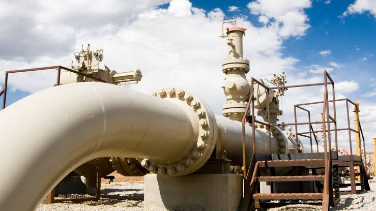 European Gas Prices Top €80, Fueling Inflation Fears and Economic Uncertainty