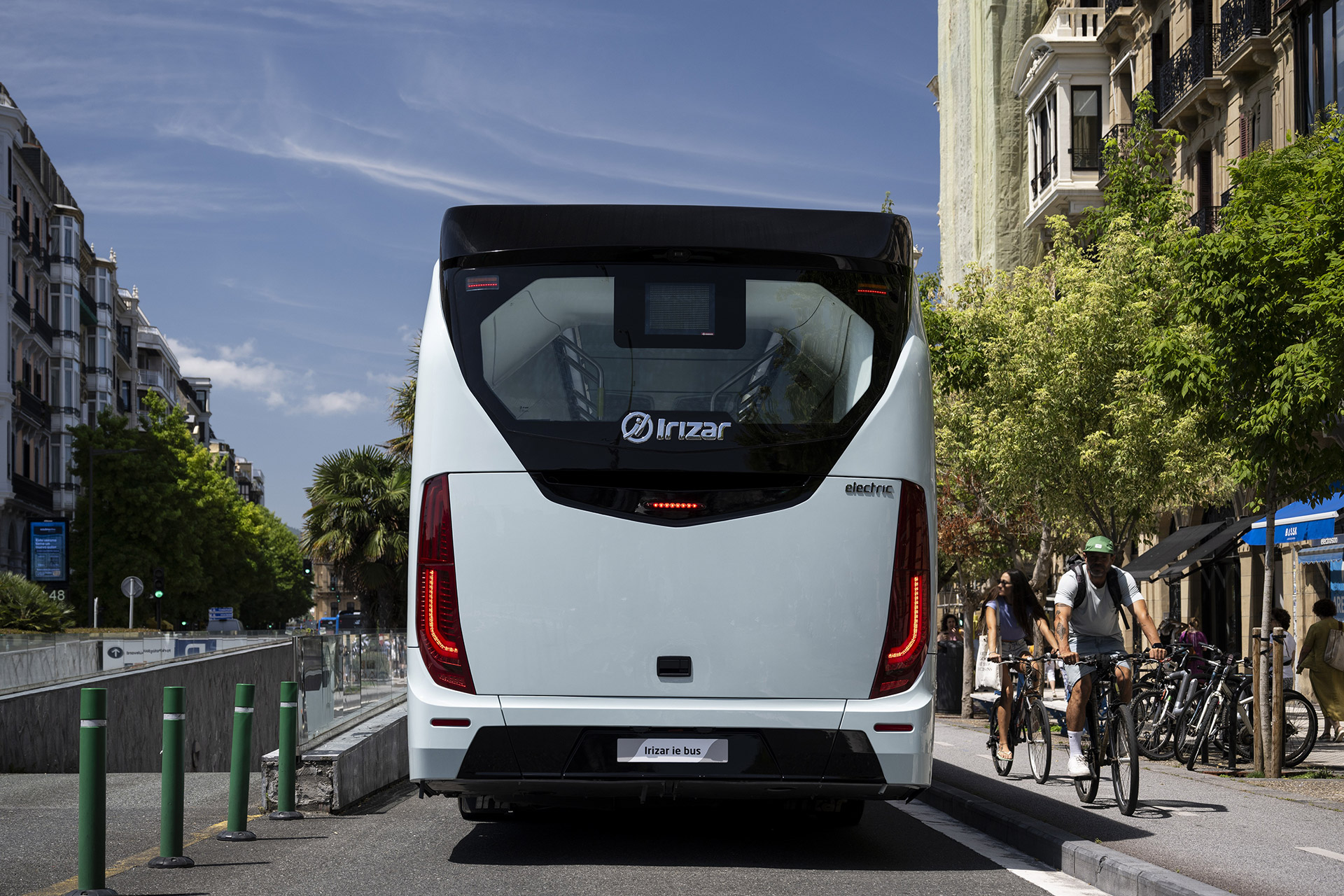 Los autobuses eléctricos de Irizar refuerzan el transporte verde de GZM y buscan mejorar la calidad del aire
