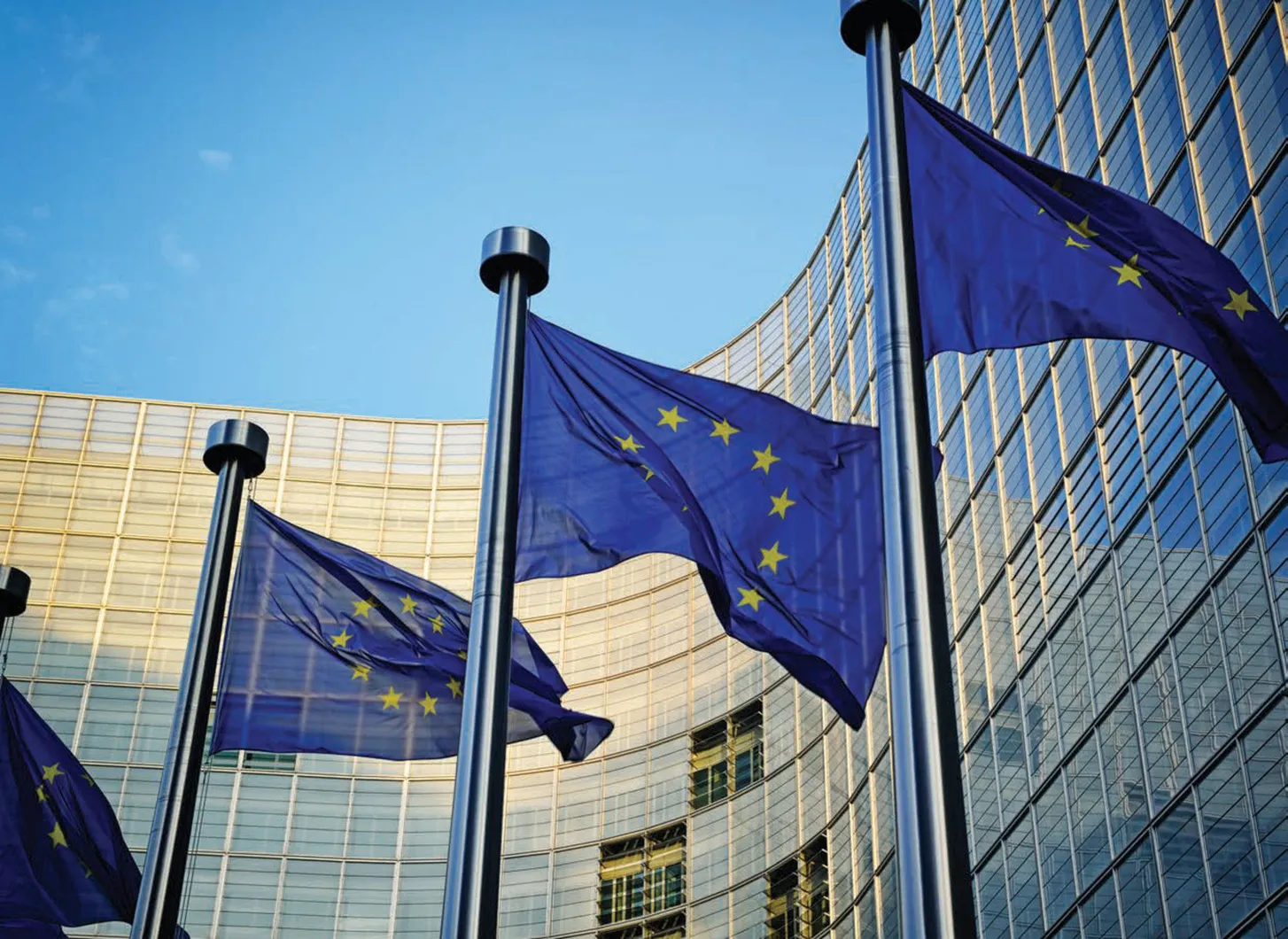 Europe’s Economy Defies Expectations Amid Energy Shock, Survey Data Shows