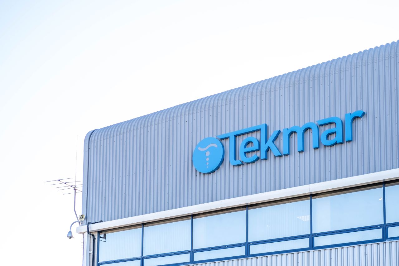 Tekmar obtiene prórroga contractual de €6 millones para impulsar la eólica marina