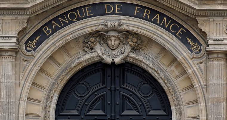 El jefe del Banco Central de Francia advierte sobre los riesgos de las tasas de interés en medio de la volatilidad del mercado