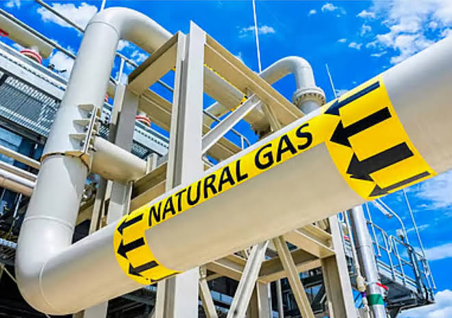 EU Faces 7% Winter Gas Demand Cut as Storage Hits Record Low Amid Geopolitical Strains