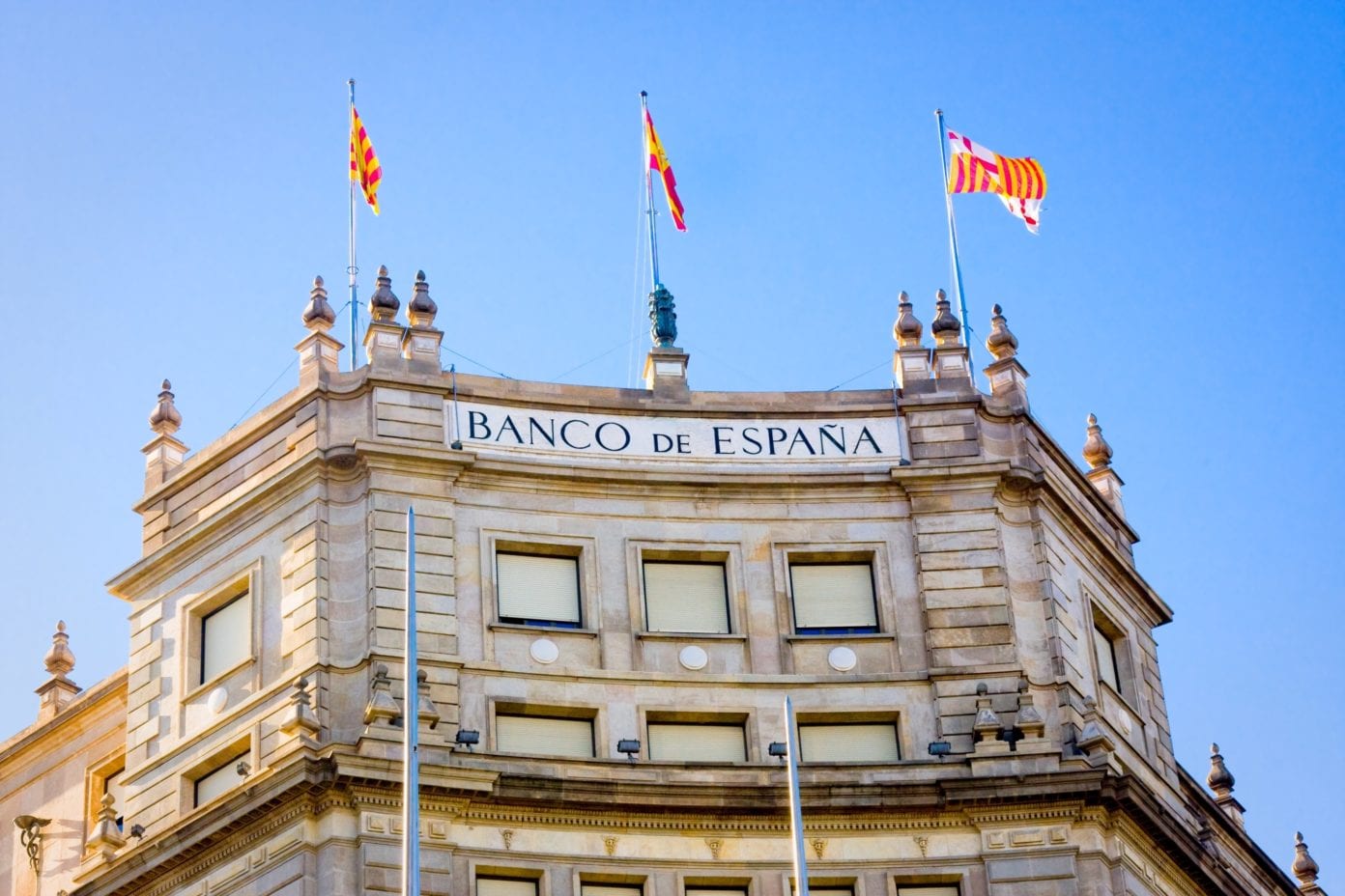 El Banco de España eleva previsiones de inflación por alza de precios energéticos