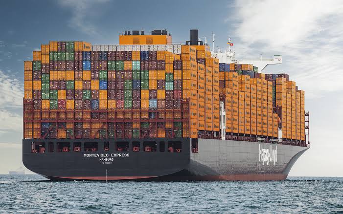 Euro Area Trade Deficit Widens to €16.1 Billion as Imports Surge