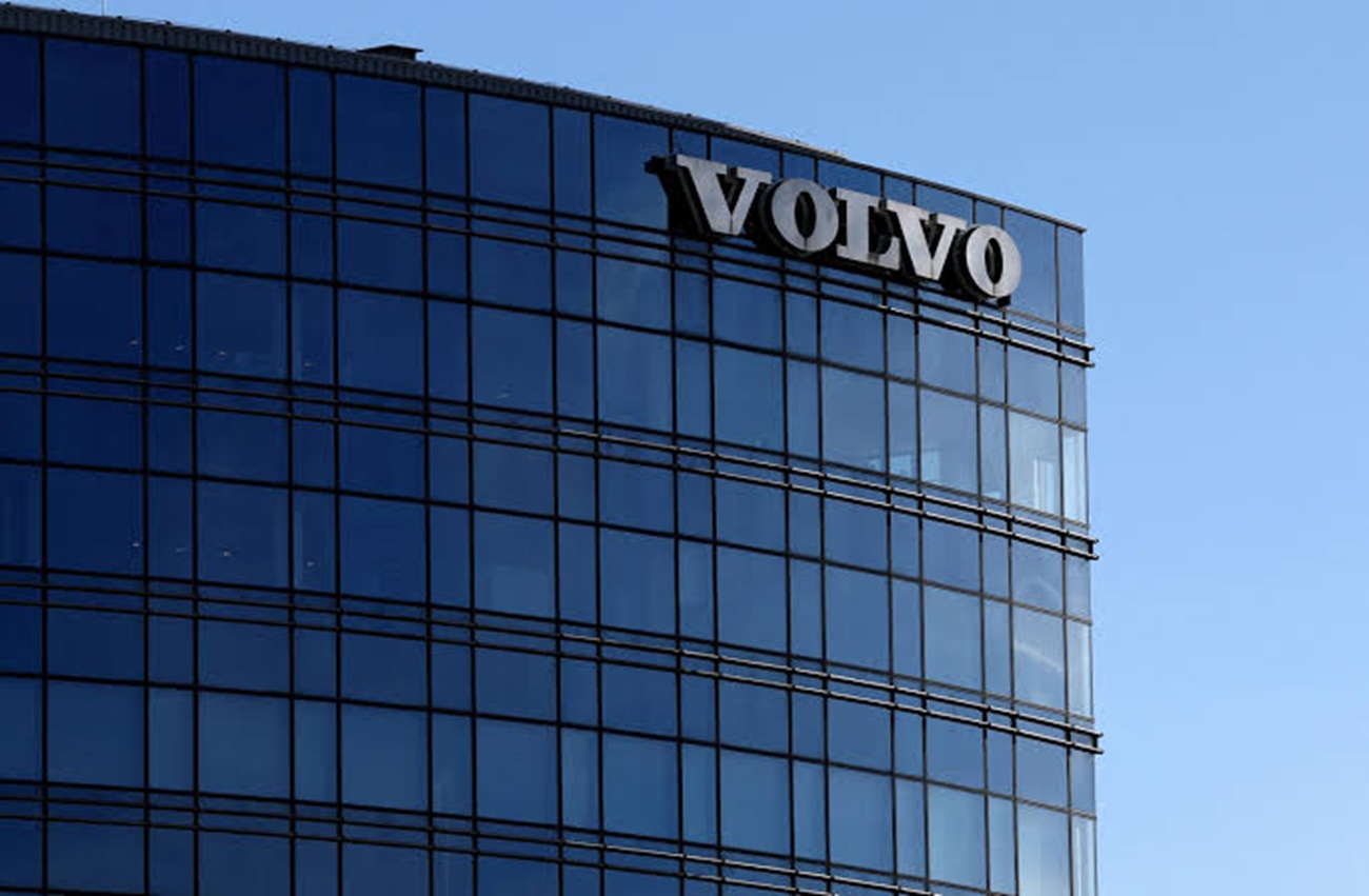 Las acciones de Volvo Cars caen un 26% por desplome de ventas en China y recorte de empleos