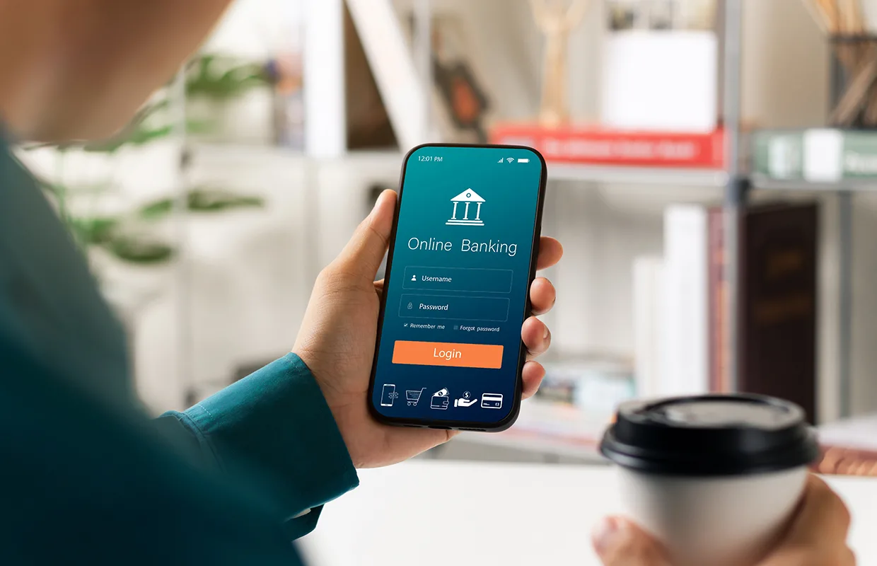 Europe–Latin America Money Transfers Shift as Fintechs Challenge Traditional Remittance Giants