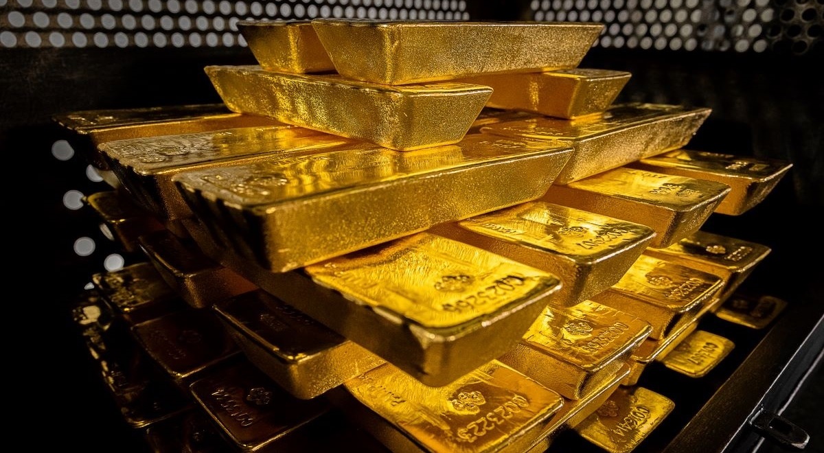 Poland’s Gold Reserves Surpass ECB Holdings as Central Banks Boost Strategic Assets
